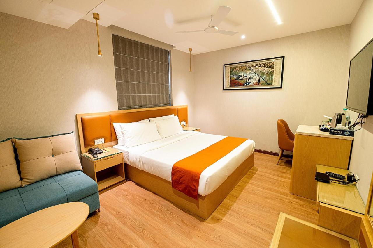 Hotel The Bastion Bhopal Exterior foto