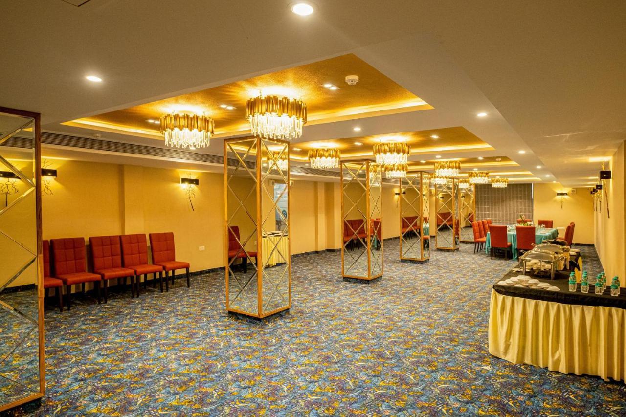 Hotel The Bastion Bhopal Exterior foto